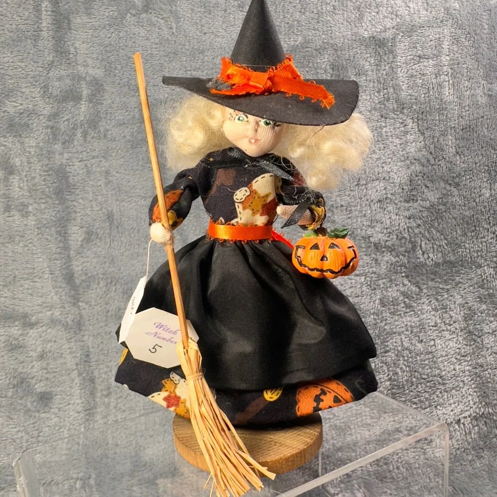 Handmade‎ Halloween Witch Doll on Wood Base Broom Pumpkin Signed Annette